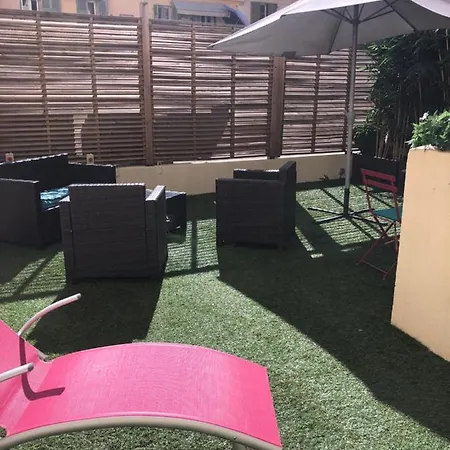 Superbe 2 Pieces Carre D'or Avec Grande Terrasse דירה *