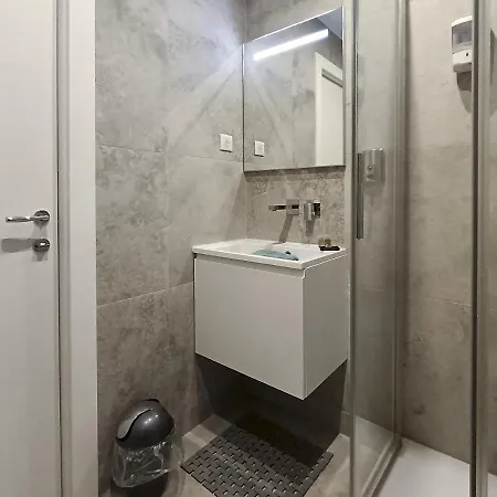 公寓 Superbe 2 Pieces Carre D'or Avec Grande Terrasse